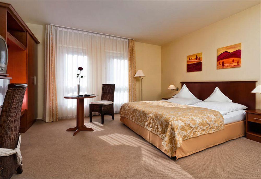 Wyndham Garden Quedlinburg Stadtschloss Zimmer foto